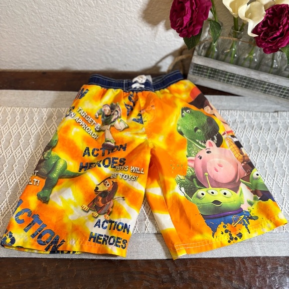Disney Toy Story 3 Boys Swim Trunks. Size 6/7. Multi-color. Easy pull-on. - Picture 2 of 9